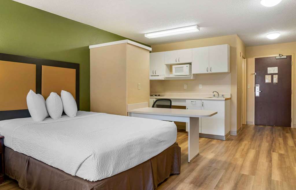 Extended Stay America Select Suites Detroit Novi Haggerty Rd - photo 20