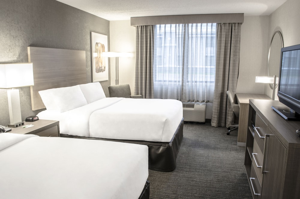 Holiday Inn Fargo by IHG - photo 15