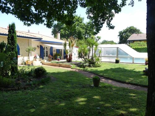 T2 Climatise Sur Le Bassin D Arcachon in Gujan-Mestras, France