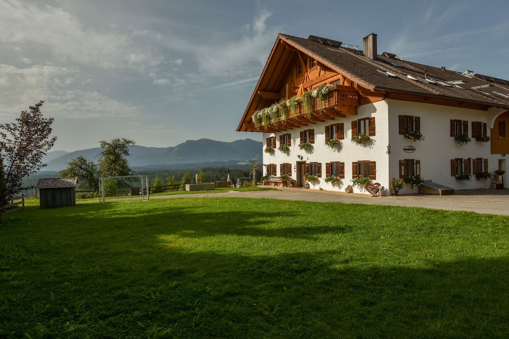 Biohof Rechenmacher — 4-Star Luxury Hotel in Uffing, Germany
