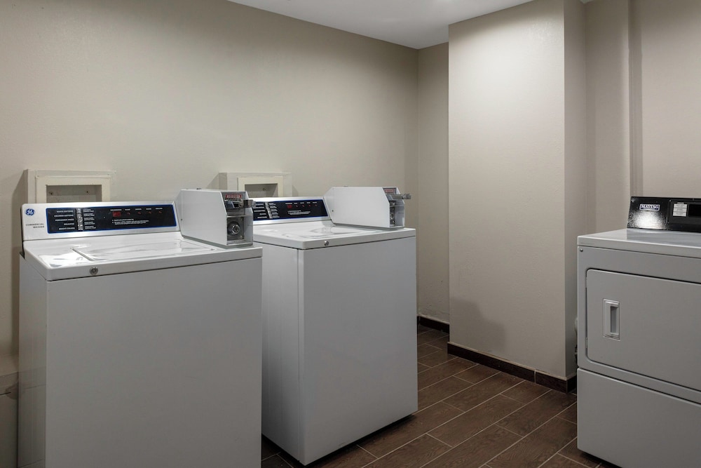 Holiday Inn Express Rocky Mount Sports Center by IHG - photo 51