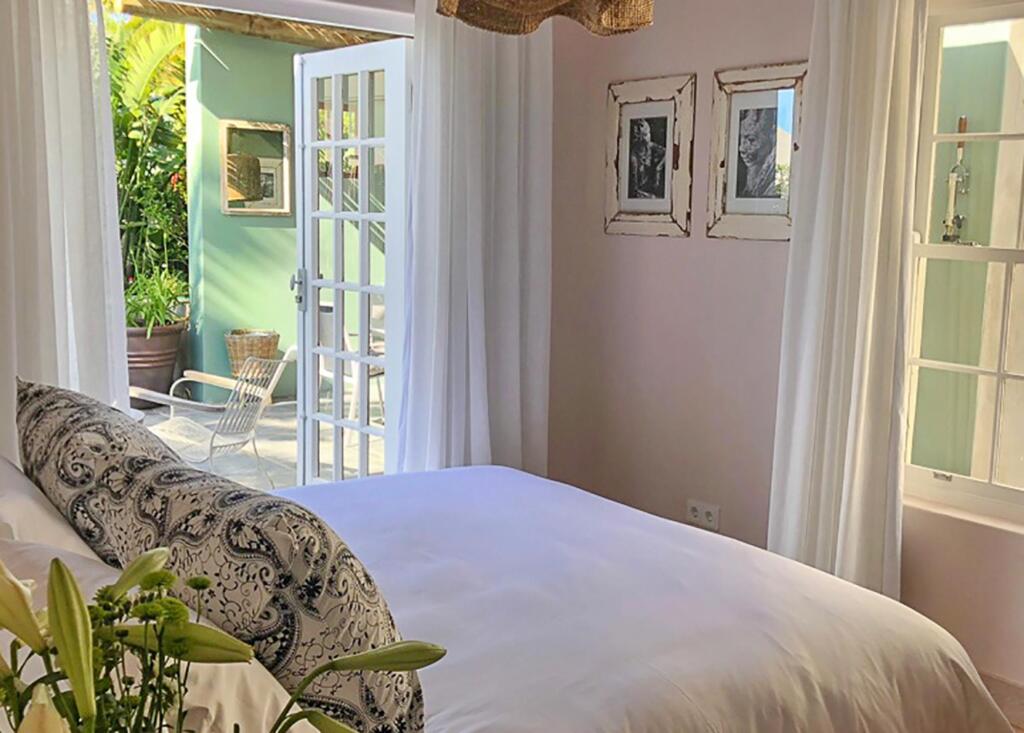 La Baia Camps Bay in Cape Town
