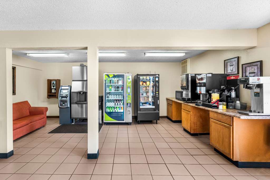 Americas Best Value Inn Decatur IL - photo 27