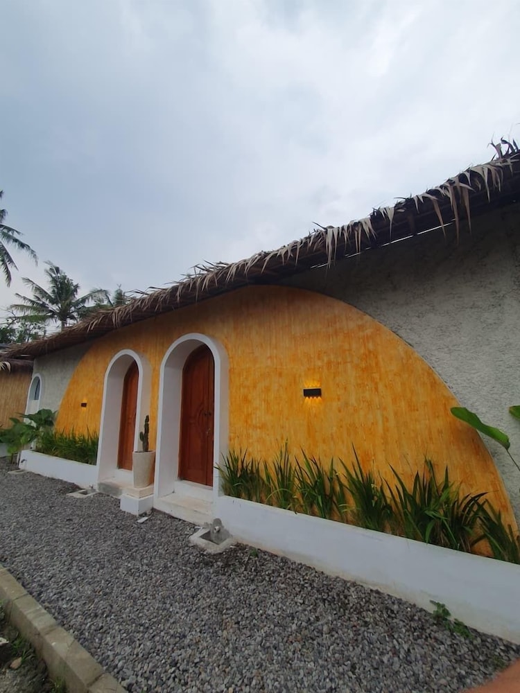 Villa Bale Tentrem Pamungkas — 4-Star Luxury Hotel in Yogyakarta, Indonesia