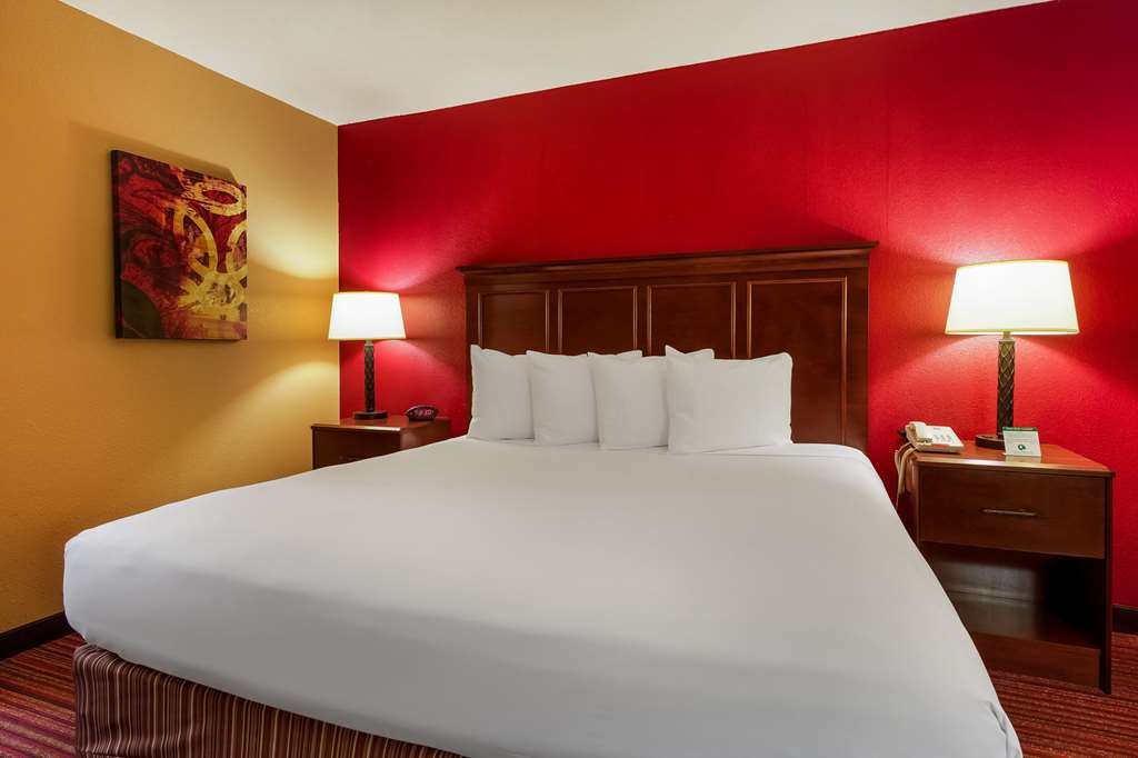 Quality Inn & Suites West Helena - photo 16