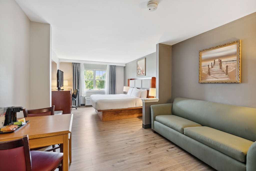 Ramada by Wyndham Saco Old Orchard Beach Area - photo 21