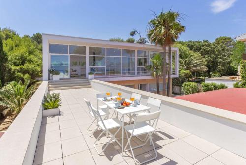 Mal Pas Sands in Alcudia, Spain