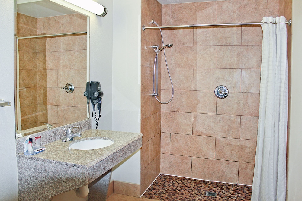 Palacio Royale Inn Houston NW Beltway 8 - photo 14