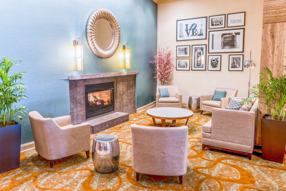 Doubletree by Hilton Philadelphia Airport - photo 3