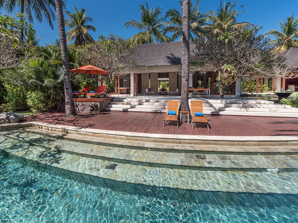 The Anandita Absolute Beach Front villa by Elite Havens — 4-Star Luxury Hotel in Tanjung, Indonesia