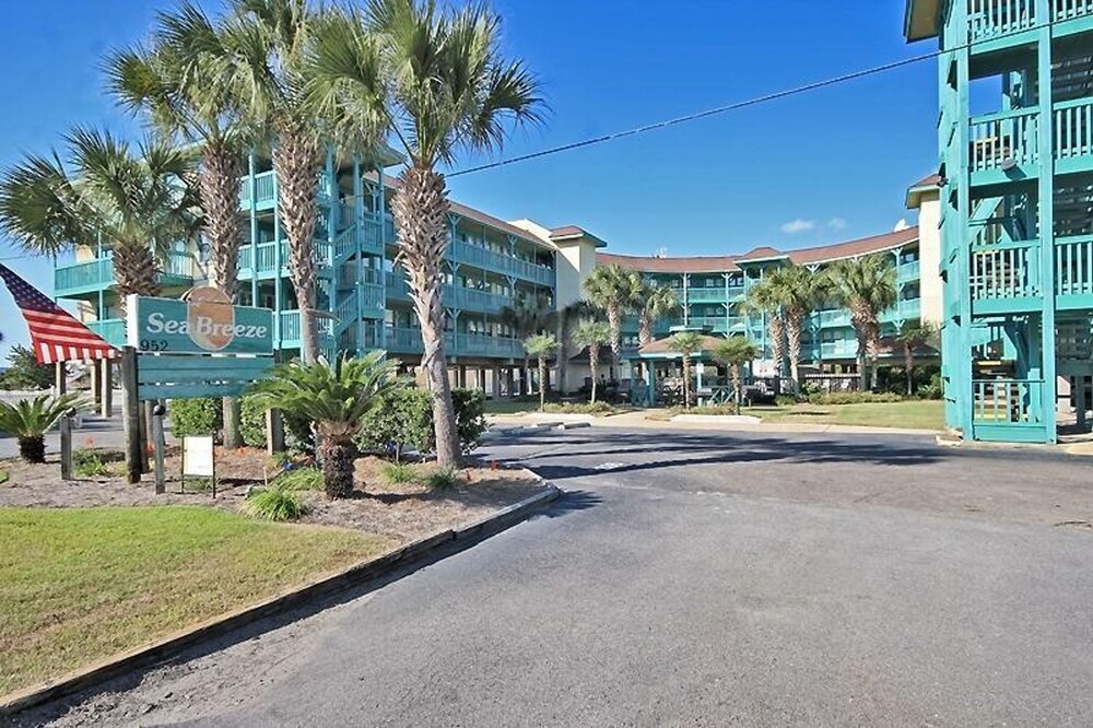 Sea Breeze by Youngs Suncoast - photo 10