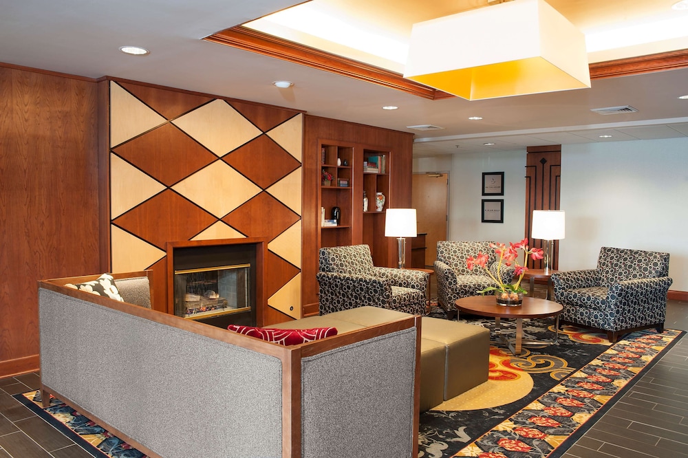 Hampton Inn Columbus Taylorsville Edinburgh - photo 3