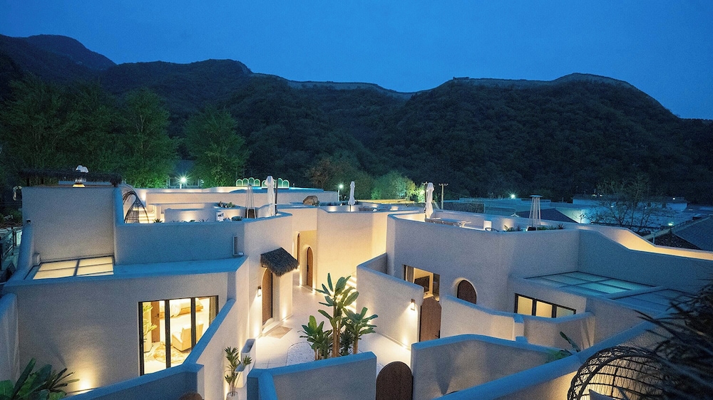 Beifei Garden Majestic Great Wall View — hotel in Yanqing