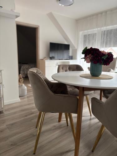 LaMira Apartment — 4-Star Luxury Hotel in Hajduszoboszlo, Hungary