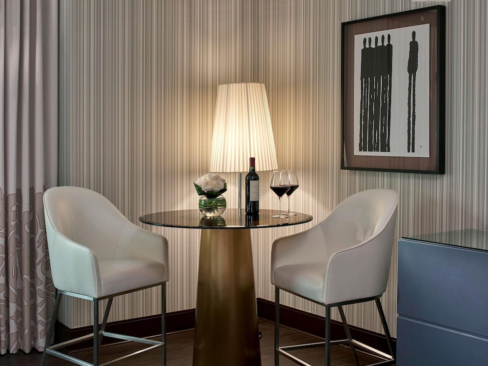 Sofitel Philadelphia at Rittenhouse Square - photo 47