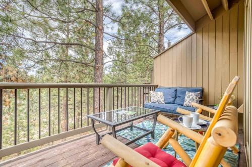 Ski House 203 Meredith Lodging — 4-Star Luxury Hotel in Bend, United States