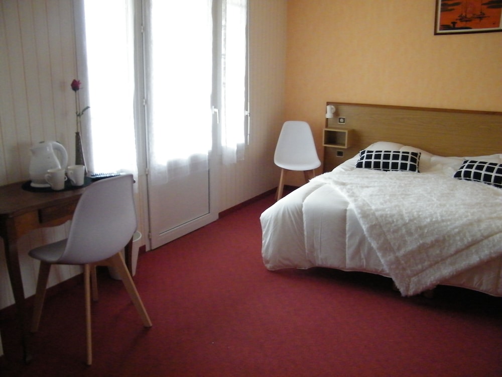 Hotel Restaurant De Tesse — Couterne