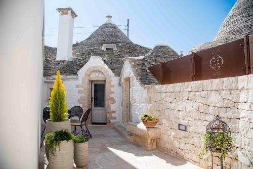 Chiancole Trulli Experience in Alberobello, Italy