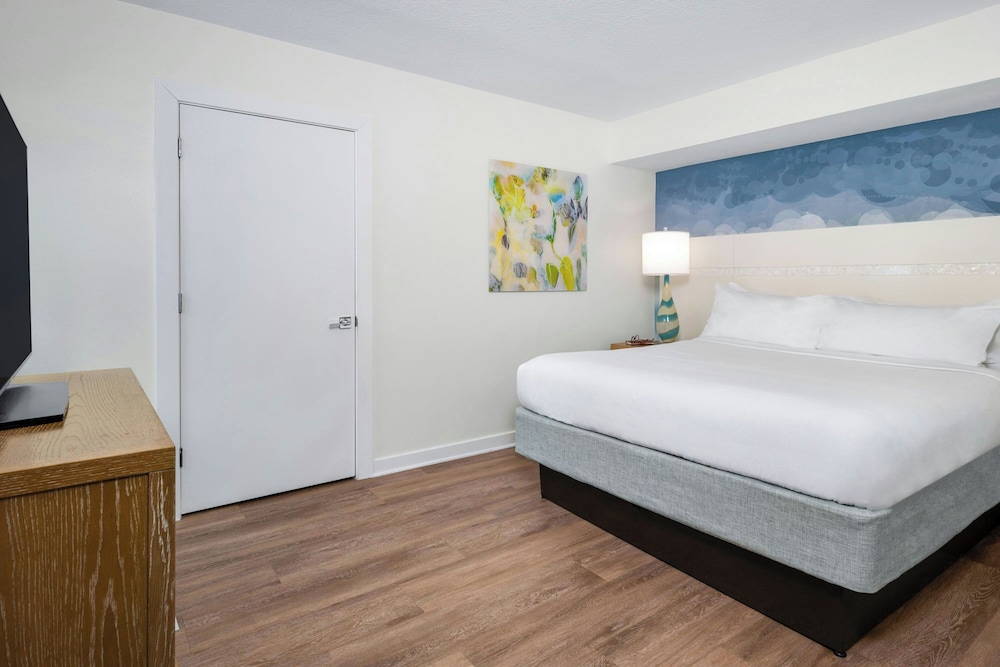Marriott Vacation Club South Beach - photo 7