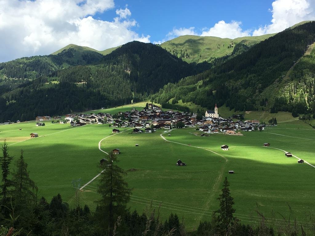 Hotel Gasthof Andreas - carbon neutral hotel in Obertilliach