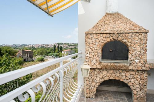Apartment Ivan — 4-Star Luxury Hotel in Podstrana, Croatia