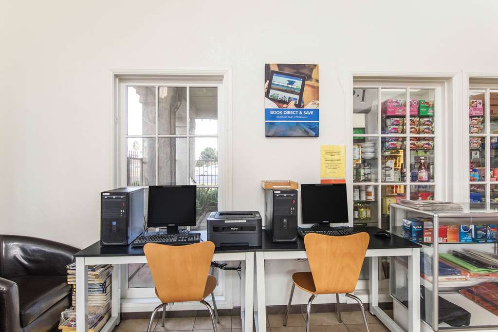 Motel 6 Hemet - photo 19