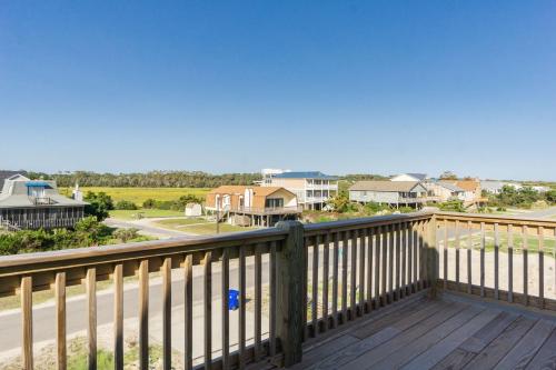 The Treasure Chest by Oak Island Accommodations - photo 11
