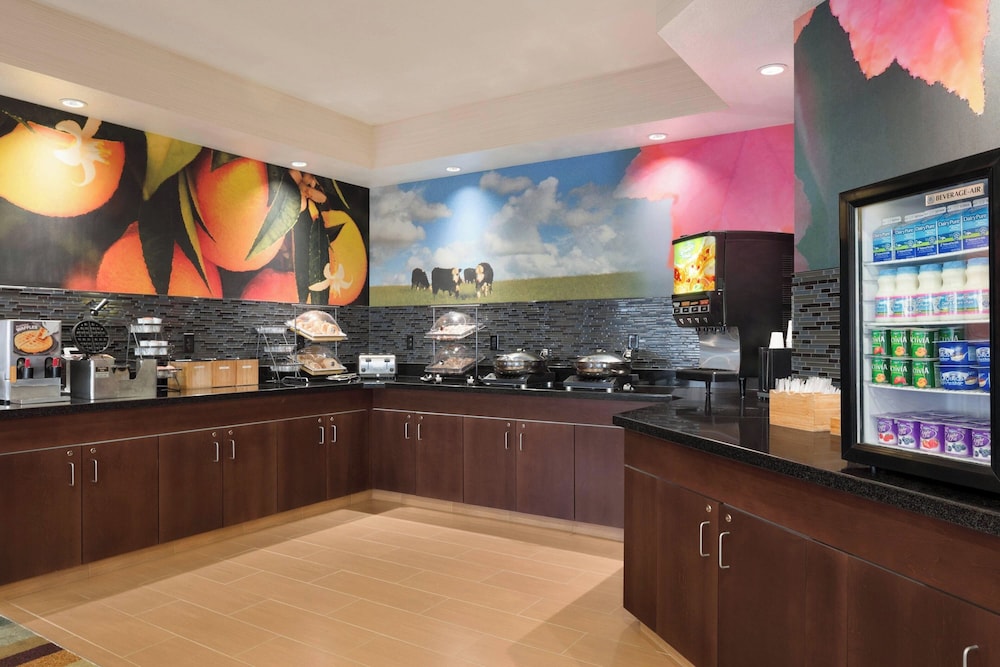 Fairfield Inn & Suites Youngstown Boardman Poland - photo 26