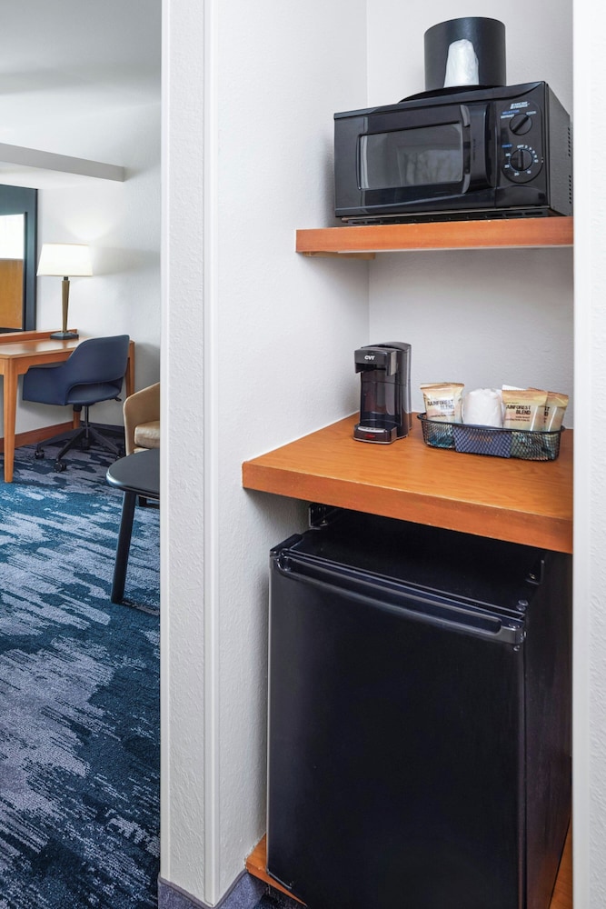 Fairfield Inn & Suites Marianna - photo 20