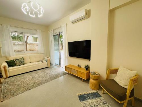 海风小憩 Seabreeze Haven — 4-Star Luxury Hotel in Athens, Greece