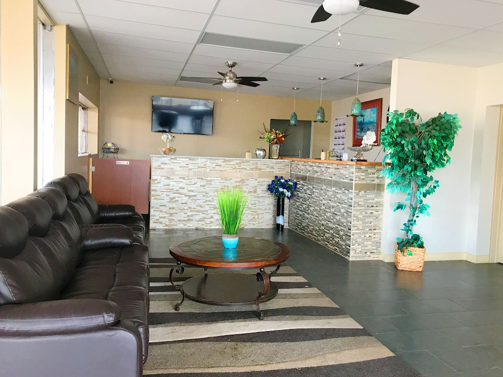 Appletree Inn - photo 3