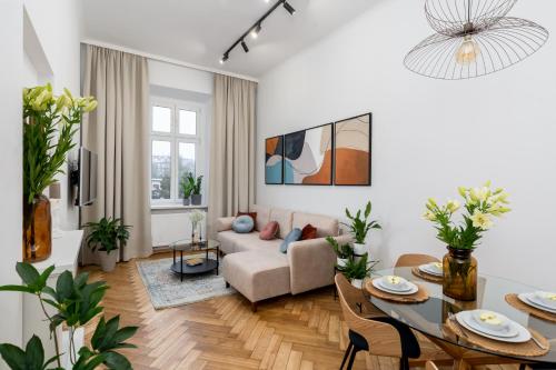 Cracow Best Location Apartment No:6 by Cozyplace — 4-Star Luxury Hotel in Krakow, Poland