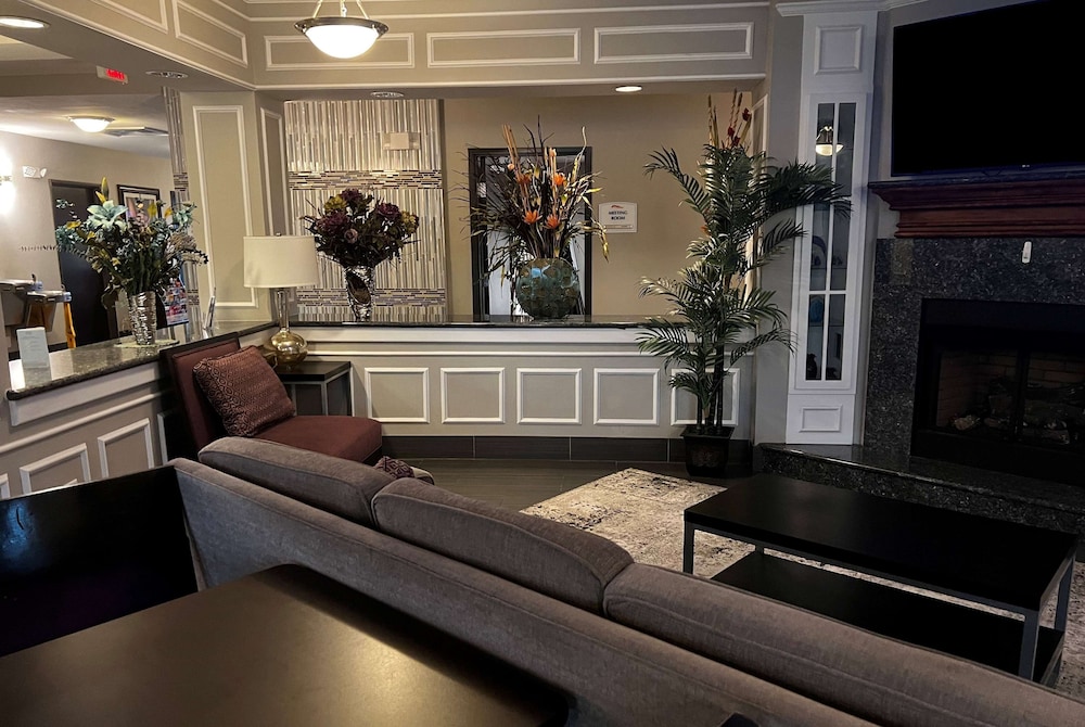 Baymont by Wyndham College Station - photo 2