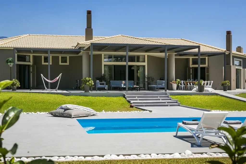 Villa Katrin — 4-Star Luxury Hotel in Kefalonia, Greece