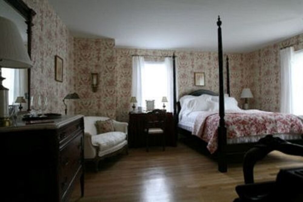 The Shearwater Inn - photo 16
