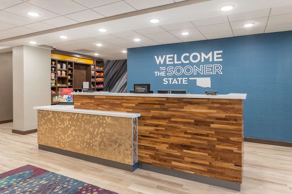 Hampton Inn and Suites Guymon - photo 6