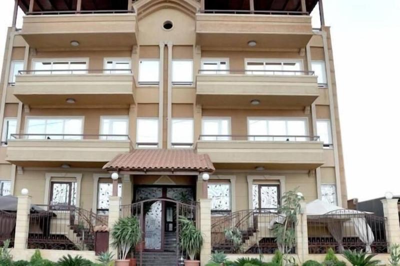 Cairo Plaza Guest House Hotel — Awsim