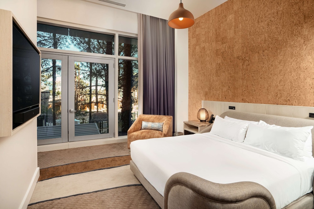 Virgin Hotel Las Vegas Curio Collection by Hilton - photo 19