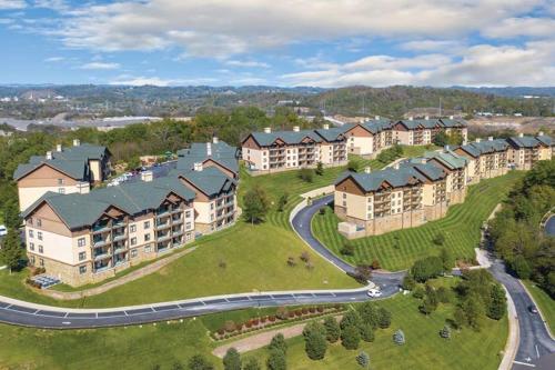 Beautiful Hotel in Smoky Mountains 1BD Gateway to the Smokies in Pigeon Forge, United States
