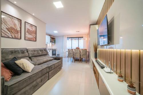 La002E Apartamento em Bombas