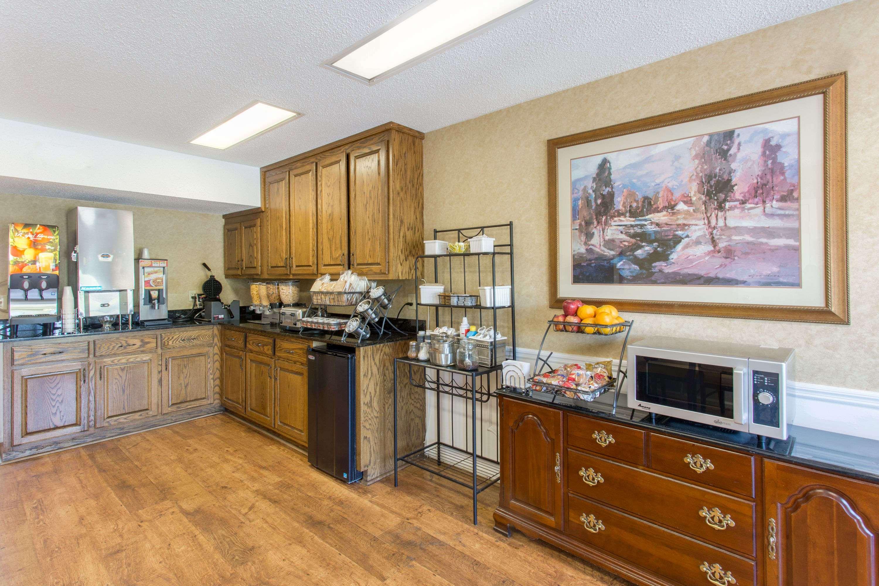 Baymont by Wyndham Dunn - photo 15