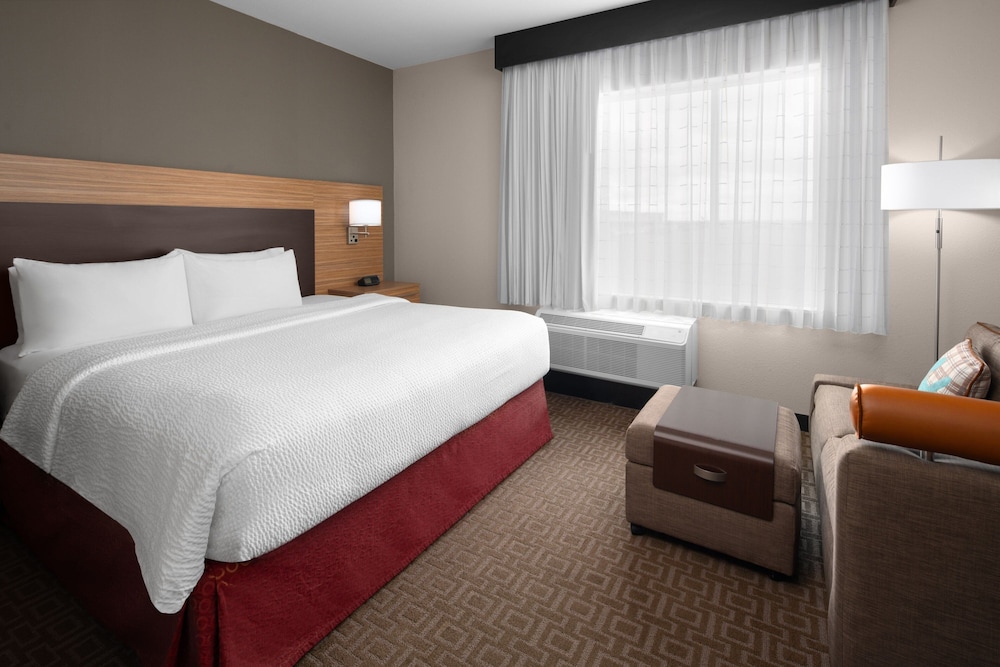 TownePlace Suites by Marriott Kingsville - photo 8