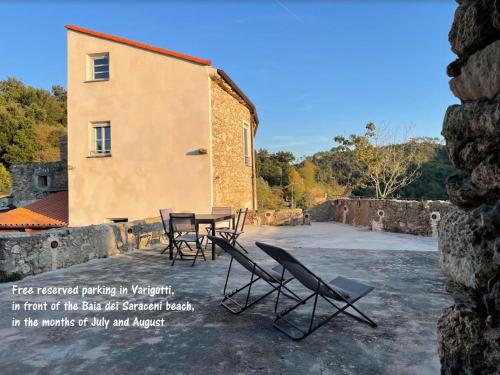 Casa Vacanze Arma Delle Manie — 4-Star Luxury Hotel in Finale Ligure, Italy