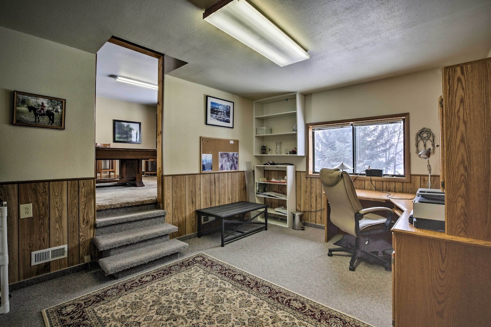 Serene Creekside Sheridan Getaway: Mountain Views - photo 28