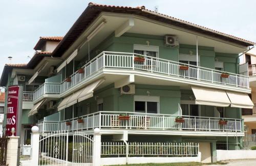 Hotel Nikos in Nikiti, Greece