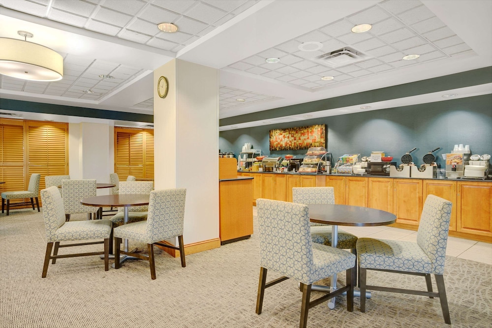 Wingate by Wyndham Fargo - photo 40