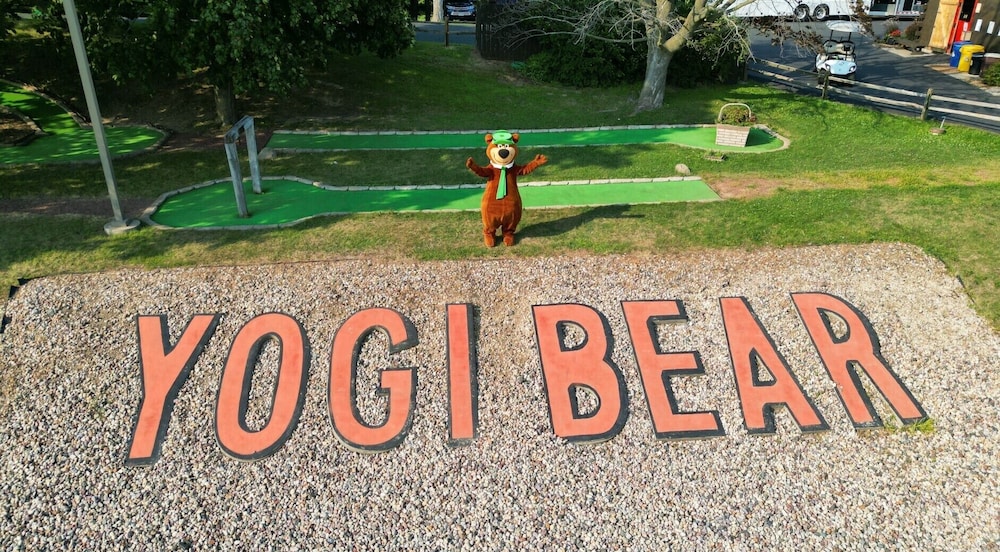 Yogi Bear’s Jellystone Park Camp Resort Wisconsin Dells in Wisconsin Dells, United States