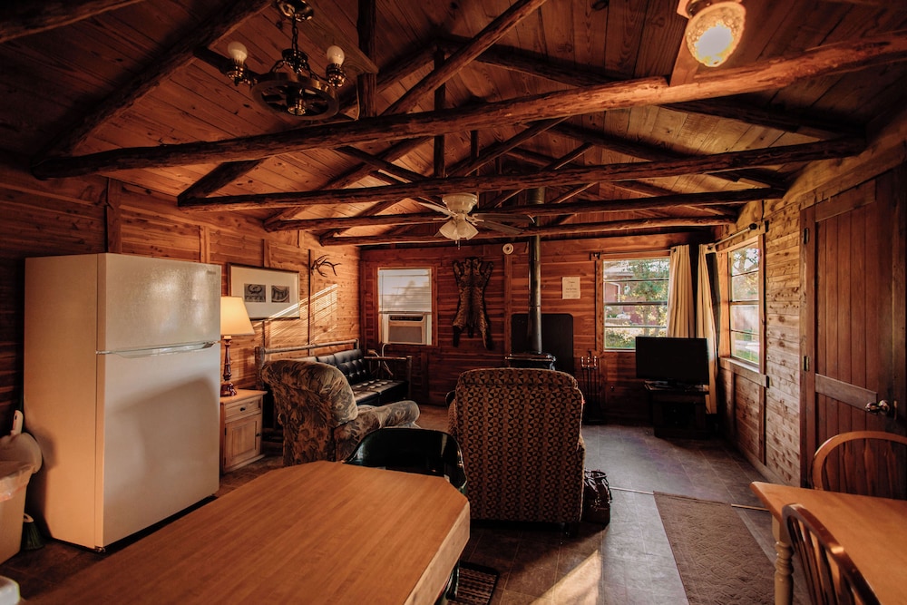 Thunderbird Resort & Event Center - photo 104