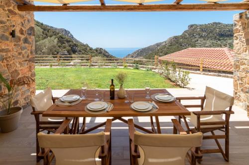 Aoria Villas — 4-Star Luxury Hotel in Palaiochora, Greece