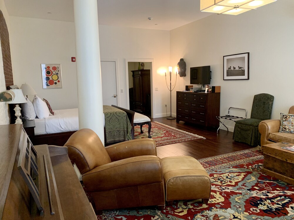 The Barrington - photo 24